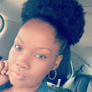 Meet your Posher, Ambrielle